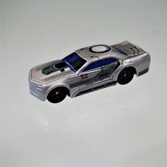 2010 Maisto Marvel Iron Man 2 Stallion Drone Vehicle Exclusive Silver - Picture 3 of 7